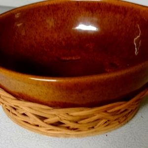 Bowls with basket.